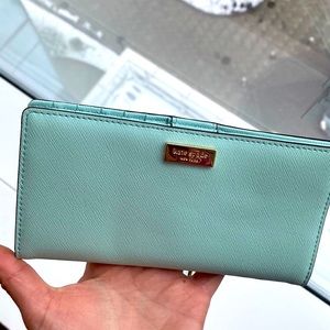 PRICE DROP Kate spade ♠️ wallet